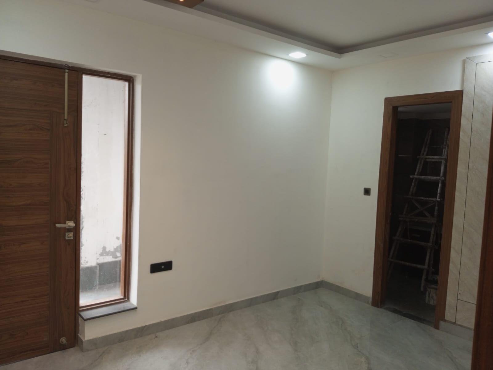 WhatsApp Image 2025-10-28 at 3.58.56 PM (2)