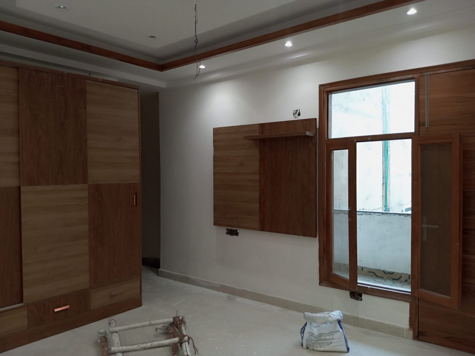 WhatsApp Image 2025-10-31 at 6.01.26 PM (2)