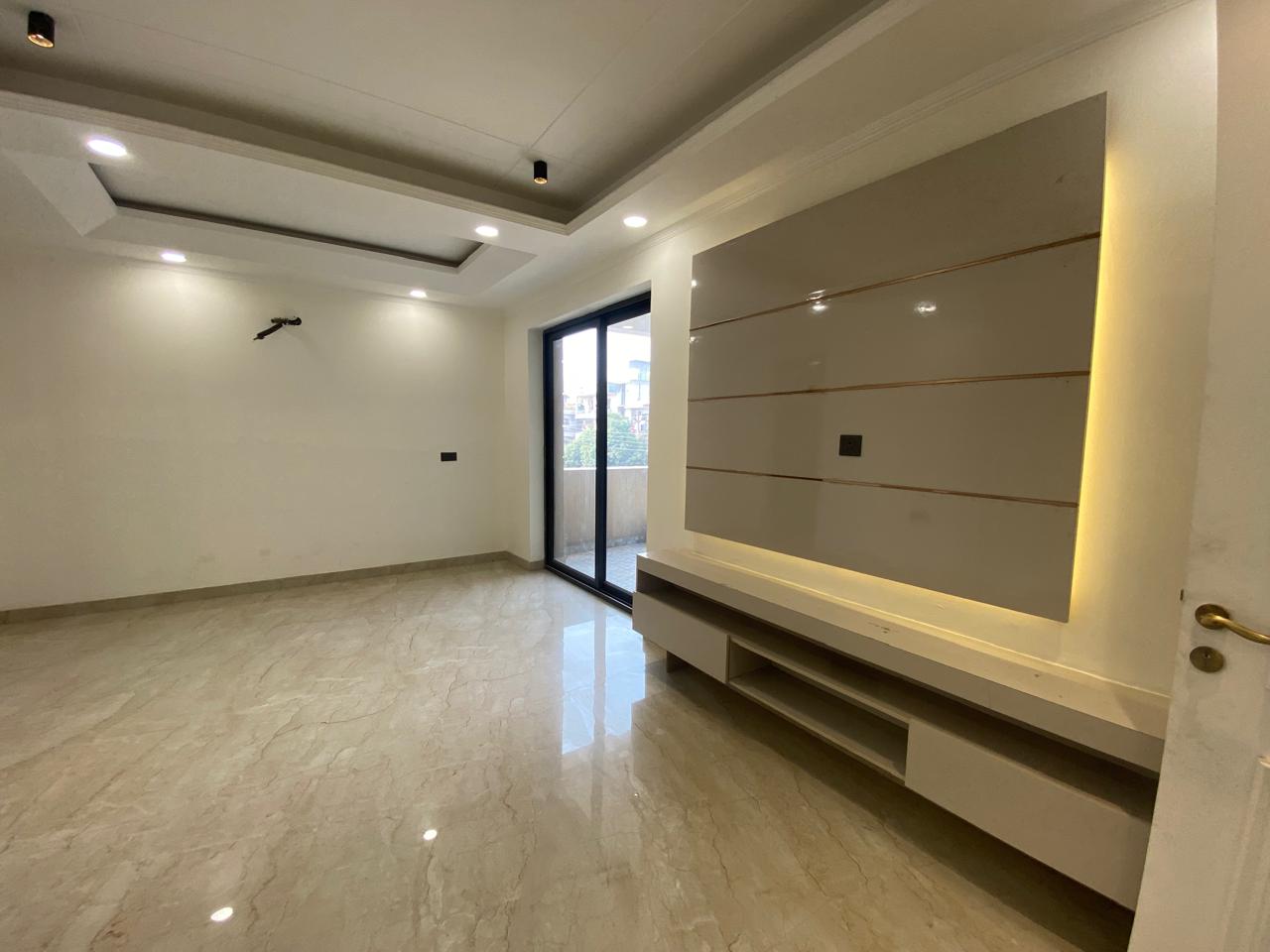 WhatsApp Image 2025-11-15 at 3.14.20 PM (2)