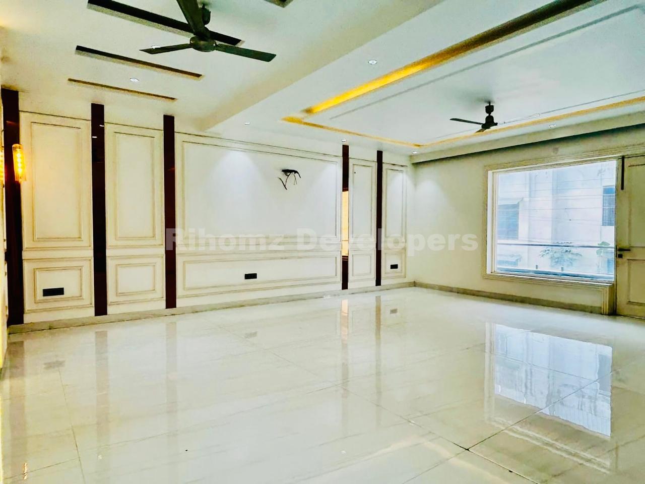 WhatsApp Image 2025-12-19 at 1.21.01 PM