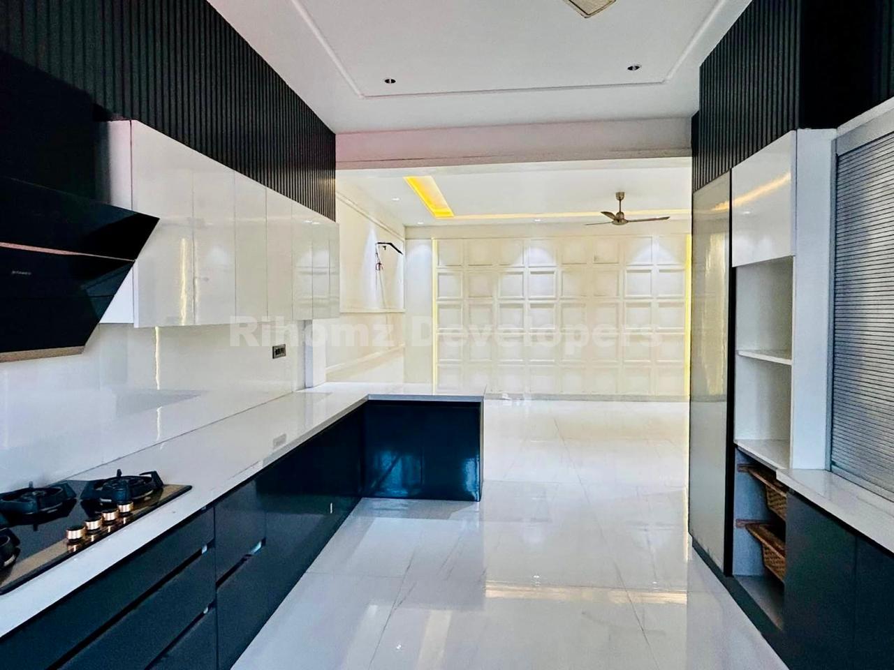 WhatsApp Image 2025-12-19 at 1.21.03 PM (4)