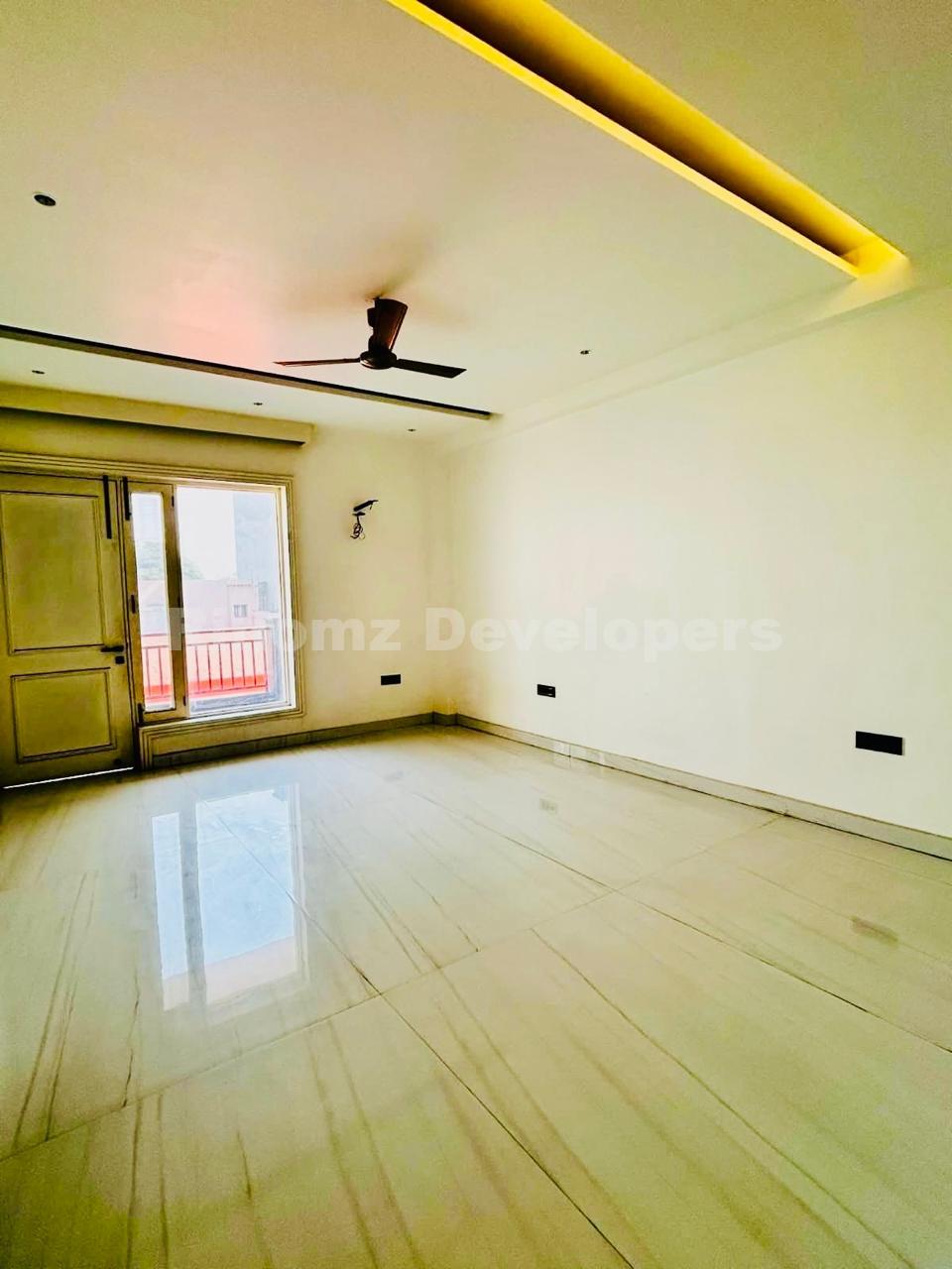 WhatsApp Image 2025-12-19 at 1.21.03 PM (8)