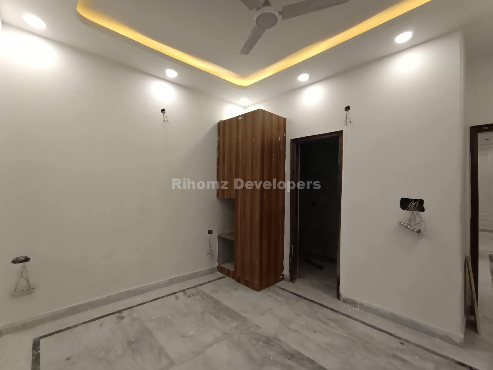 WhatsApp Image 2025-12-21 at 3.21.01 PM (1)